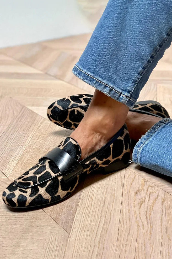 Laura - Animal Print Loafer with Elegant Detail