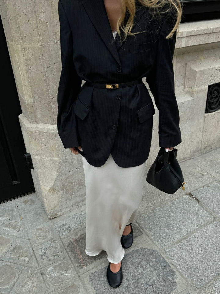 Glaiza | Sleek Gold-Lock Bucket Bag