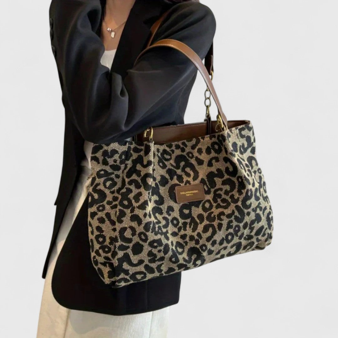 Daisy - Chic Leopard Print Tote Bag