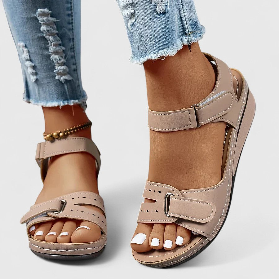 Annet - Sleek Orthopedic Sandals