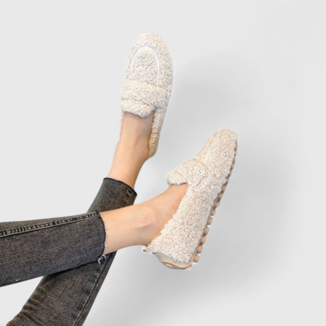 Angela - Warm Shoes with Elegant Design